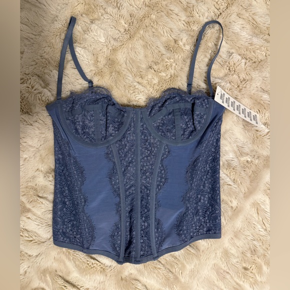 Urban Outfitters Out From Under Modern Love Corset - Picture 2 of 3